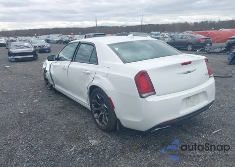 2015 Chrysler 300 S из США, поврежденный, VIN 2C3CCABG5FH743265